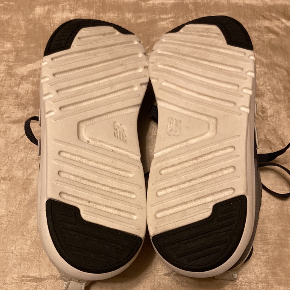 New Balance 009 - Picture 7 of 7